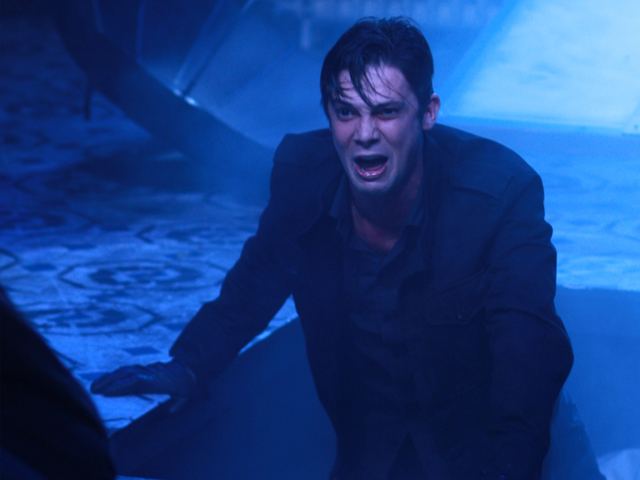 Post image for Review: Hamlet in the box ‘Ugly-beautiful’ La Boite Theatre